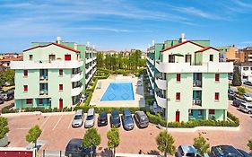 Apartment In Caorle With Heating