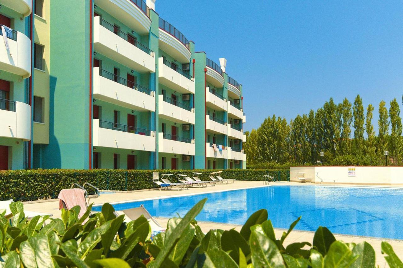 Apartment In Caorle With Heating Exteriér fotografie
